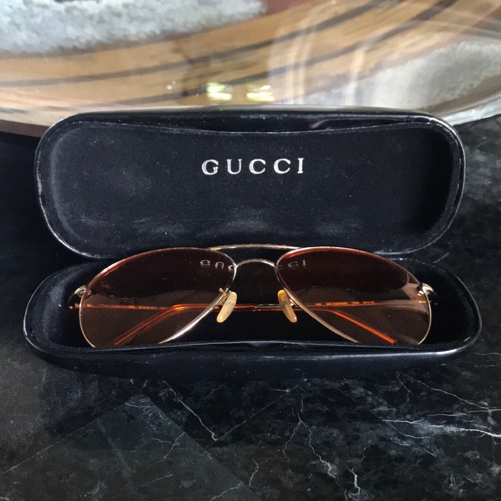 Gucci aviator sunglasses orange with leather case